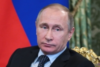 Владимир Путин поручил упростить работу малому и среднему бизнесу